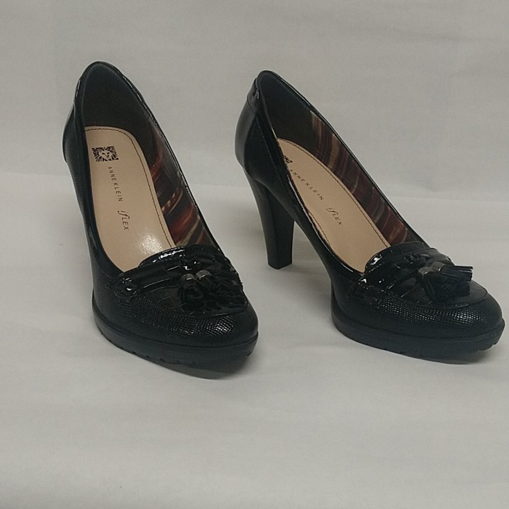 Anne Klein Black Pumps